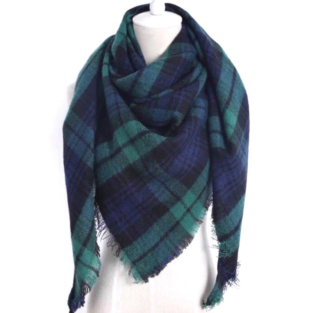 Tartan Plaid Triangle Scarf Green and Navy